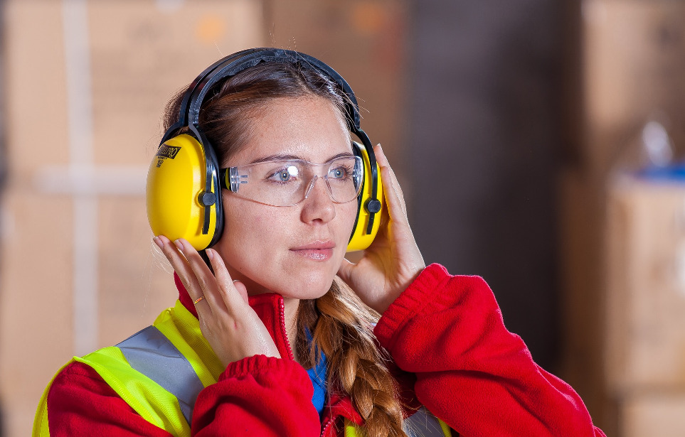 CORSO DI FORMAZIONE PER ADDETTI AL LAVORO IN QUOTA E ADDESTRAMENTO AL CORRETTO USO DEI D.P.I. III CATEGORIA